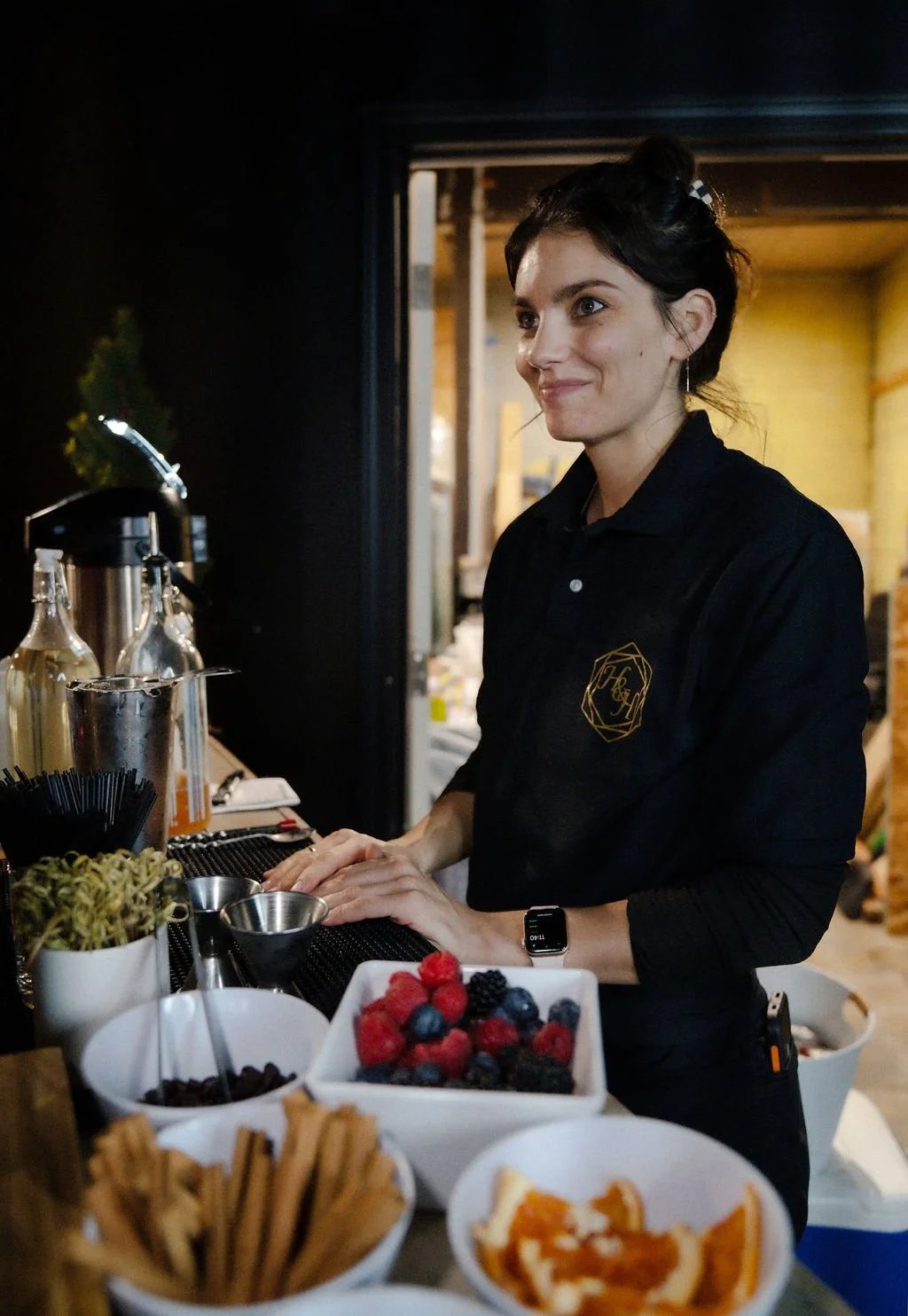 Bartender preparing drinks for a private event